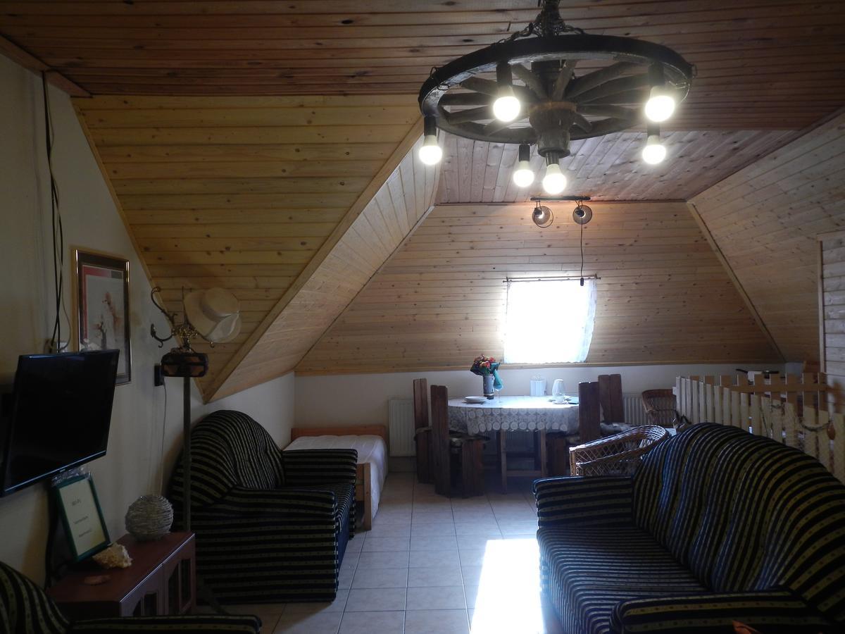 Vakacio Apartman Balatonalmádi エクステリア 写真