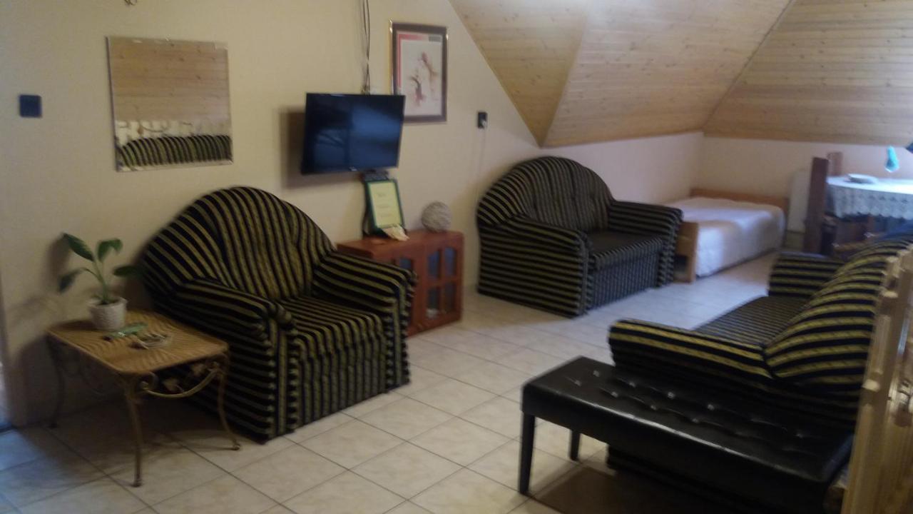 Vakacio Apartman Balatonalmádi エクステリア 写真